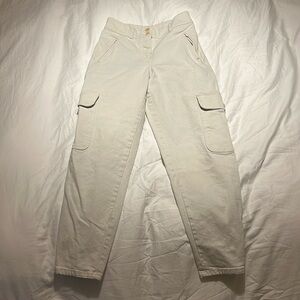 Off-white cargo pants from Aritzia by Wilfred Free